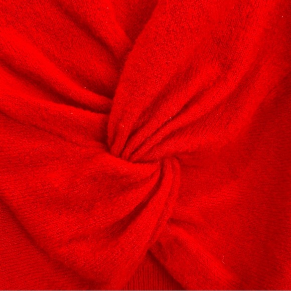 ❤️ Bright Red Knot-Front Long Sleeves V-Neck Brushed Knit Sweater - Picture 4 of 8